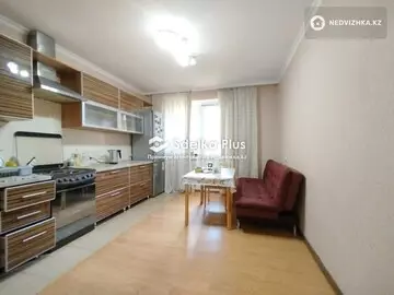 2-комнатная квартира, этаж 5 из 12, 82 м²