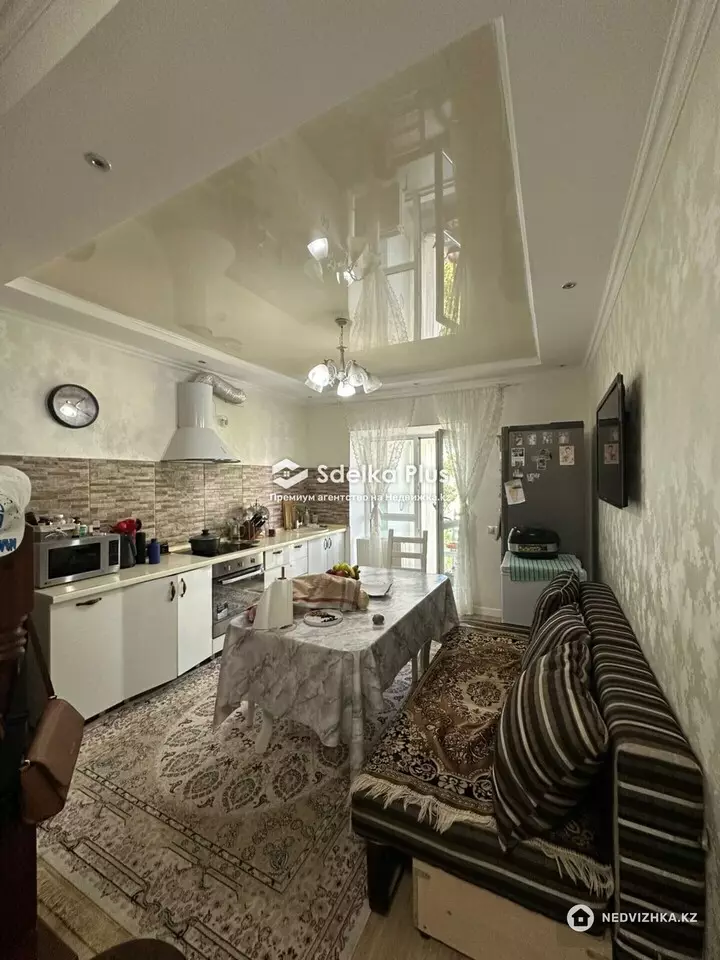 70 м², 2-комнатная квартира, этаж 2 из 4, 70 м², изображение - 1