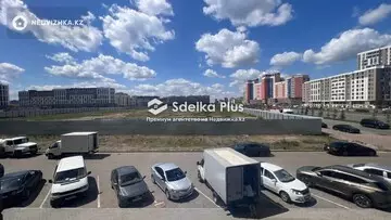 1-комнатная квартира, этаж 2 из 10, 38 м²