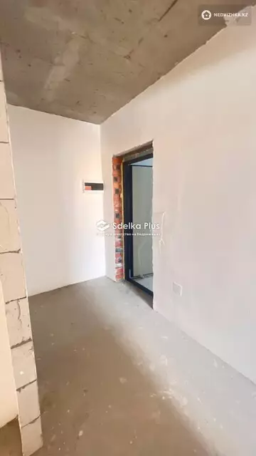 3-комнатная квартира, этаж 9 из 9, 79 м²