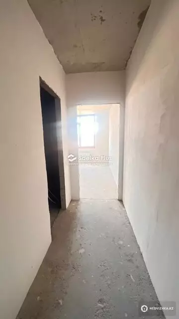 3-комнатная квартира, этаж 9 из 9, 79 м²