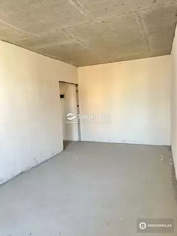 1-комнатная квартира, этаж 2 из 9, 40 м²