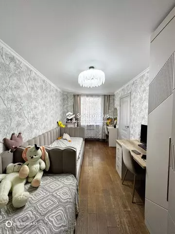 2-комнатная квартира, этаж 4 из 5, 41 м²