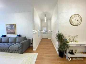 3-комнатная квартира, этаж 6 из 18, 102 м²