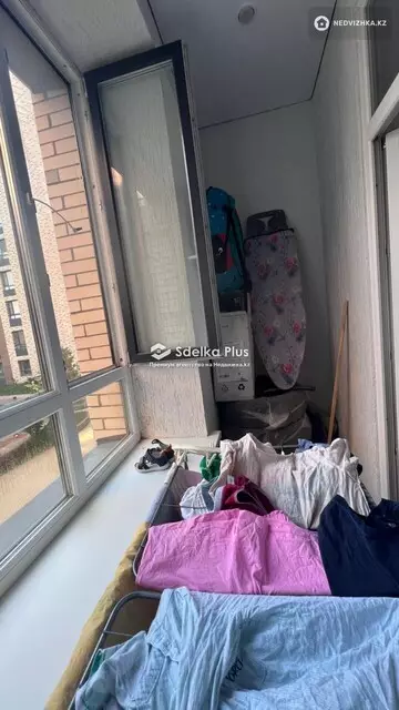 2-комнатная квартира, этаж 3 из 10, 38 м²