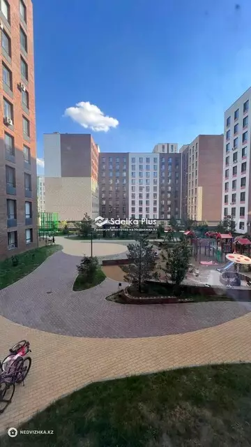 2-комнатная квартира, этаж 3 из 10, 38 м²