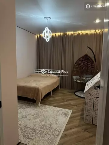 3-комнатная квартира, этаж 9 из 19, 93 м²