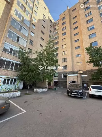 2-комнатная квартира, этаж 4 из 10, 67 м²