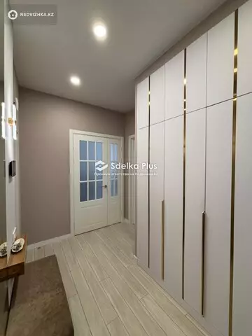 2-комнатная квартира, этаж 5 из 12, 60 м²