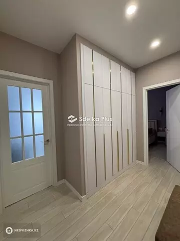 2-комнатная квартира, этаж 5 из 12, 60 м²