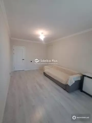 1-комнатная квартира, этаж 6 из 12, 54 м²