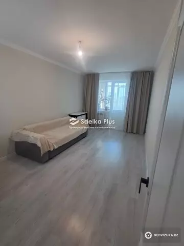 1-комнатная квартира, этаж 6 из 12, 54 м²