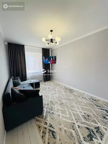 1-комнатная квартира, этаж 7 из 10, 37 м²