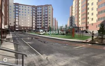 1-комнатная квартира, этаж 3 из 9, 37 м²