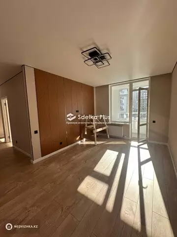 2-комнатная квартира, этаж 3 из 9, 56 м²