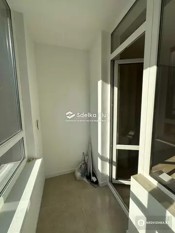2-комнатная квартира, этаж 3 из 9, 56 м²