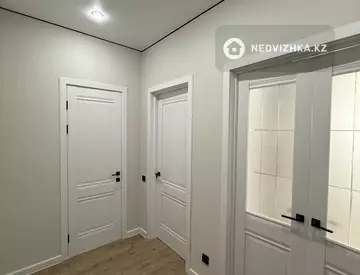 1-комнатная квартира, этаж 8 из 14, 39 м²