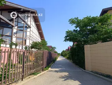 250 м², 4-комнатный дом, 5 соток, 250 м², посуточно, изображение - 12