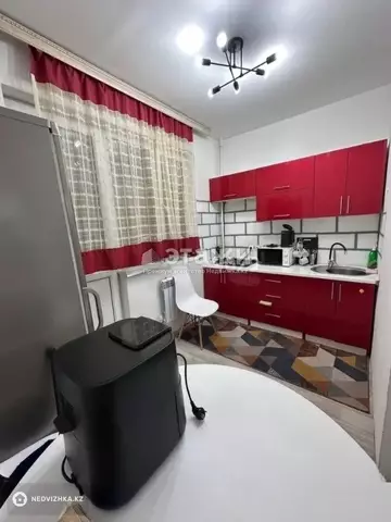 2-комнатная квартира, этаж 7 из 9, 64 м²