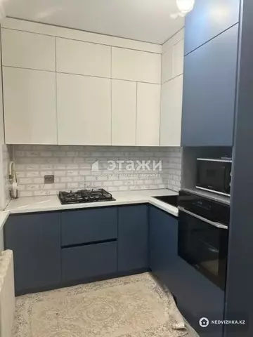 2-комнатная квартира, этаж 8 из 9, 63 м²