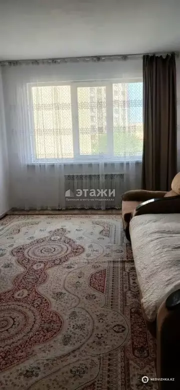 2-комнатная квартира, этаж 3 из 9, 64 м²