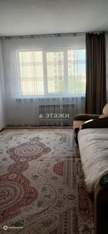 2-комнатная квартира, этаж 3 из 9, 64 м²