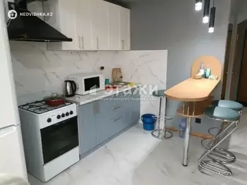 2-комнатная квартира, этаж 7 из 9, 49 м²