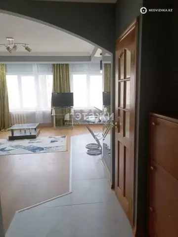 2-комнатная квартира, этаж 7 из 9, 49 м²