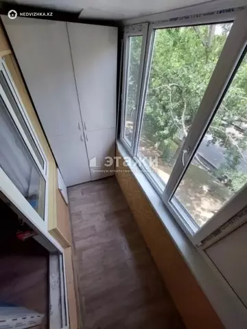 3-комнатная квартира, этаж 3 из 5, 58 м²