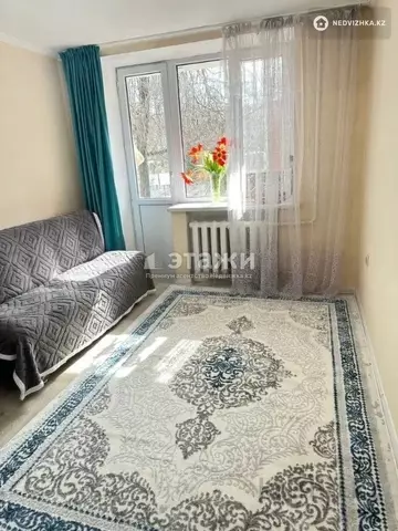 2-комнатная квартира, этаж 2 из 4, 42 м²