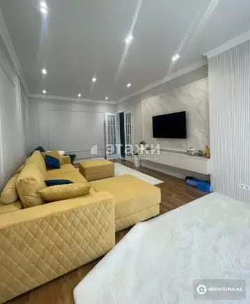 3-комнатная квартира, этаж 5 из 17, 107 м²