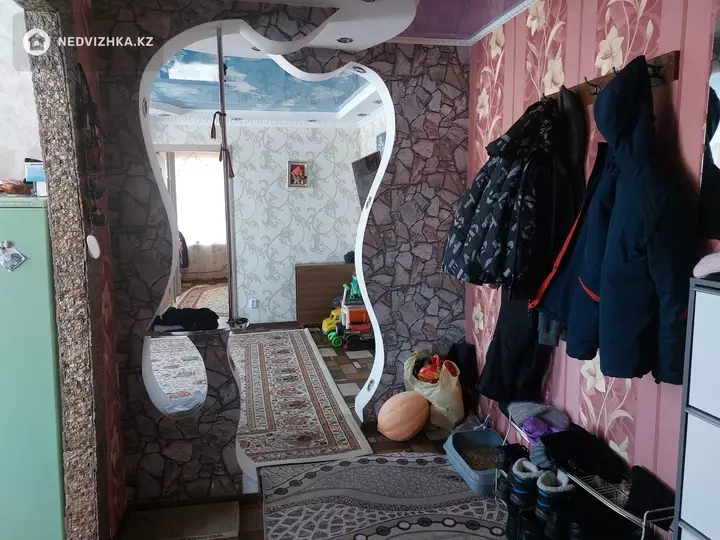 63 м², 4-комнатная квартира, этаж 3 из 5, 63 м², изображение - 1