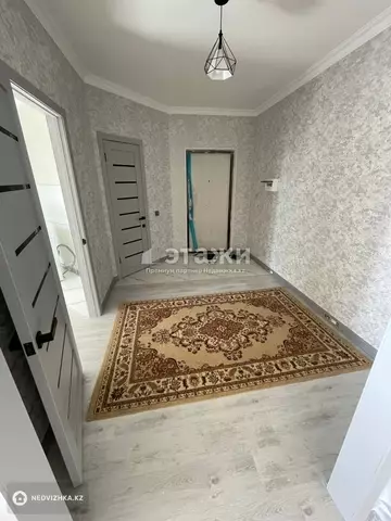 1-комнатная квартира, этаж 4 из 9, 50 м²