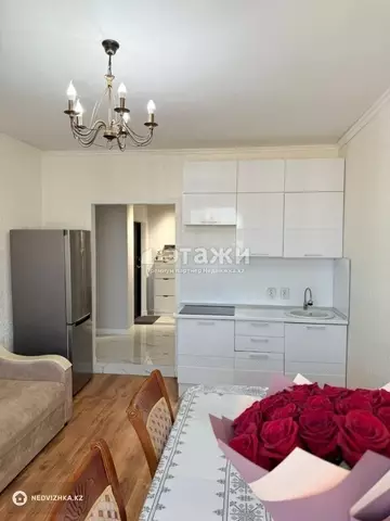 2-комнатная квартира, этаж 10 из 12, 57 м²