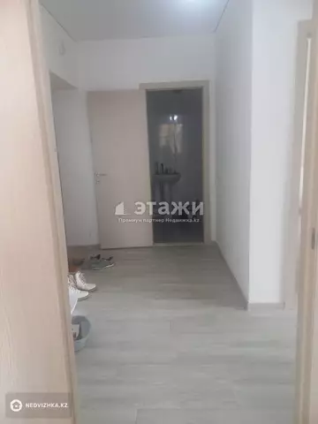 3-комнатная квартира, этаж 1 из 5, 60 м²