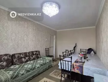 3-комнатная квартира, этаж 4 из 5, 62 м²