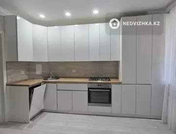 4-комнатная квартира, этаж 1 из 5, 102 м²