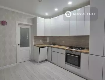 4-комнатная квартира, этаж 1 из 5, 102 м²
