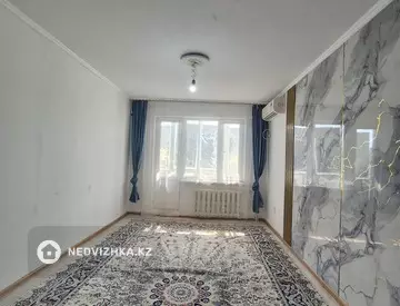 2-комнатная квартира, этаж 3 из 5, 49 м²