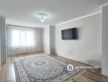 2-комнатная квартира, этаж 9 из 10, 80 м²