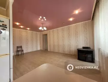 2-комнатная квартира, этаж 3 из 5, 44 м²