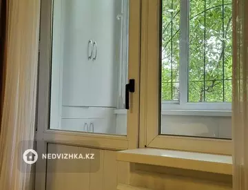 4-комнатная квартира, этаж 5 из 5, 75 м²