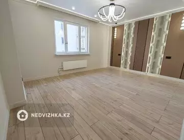 3-комнатная квартира, этаж 9 из 14, 92 м²
