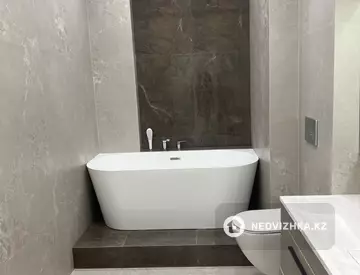3-комнатная квартира, этаж 7 из 22, 111 м²