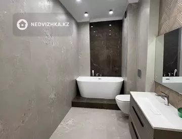 3-комнатная квартира, этаж 7 из 22, 111 м²