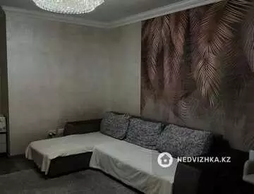 3-комнатная квартира, этаж 4 из 9, 85 м²