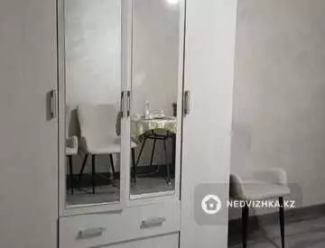 3-комнатная квартира, этаж 4 из 9, 85 м²