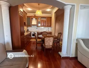 3-комнатная квартира, этаж 6 из 12, 100 м²