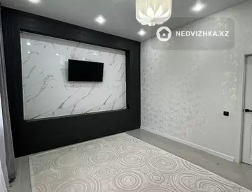 2-комнатная квартира, этаж 9 из 9, 50 м²