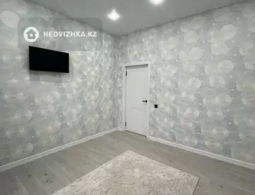 2-комнатная квартира, этаж 9 из 9, 50 м²